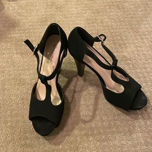 Top Moda size 9 high heel pumps